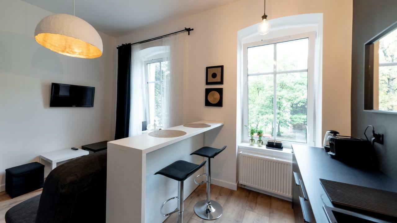 Apartament By The Way Appartement Wrocław Buitenkant foto